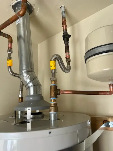 Water heater installation and plumbing repair in Peoria Polynesian Village